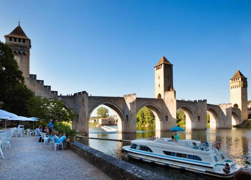 Le Tapis Vert Cahors Esterno foto
